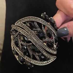 Elegant Black and Silver Bracelet